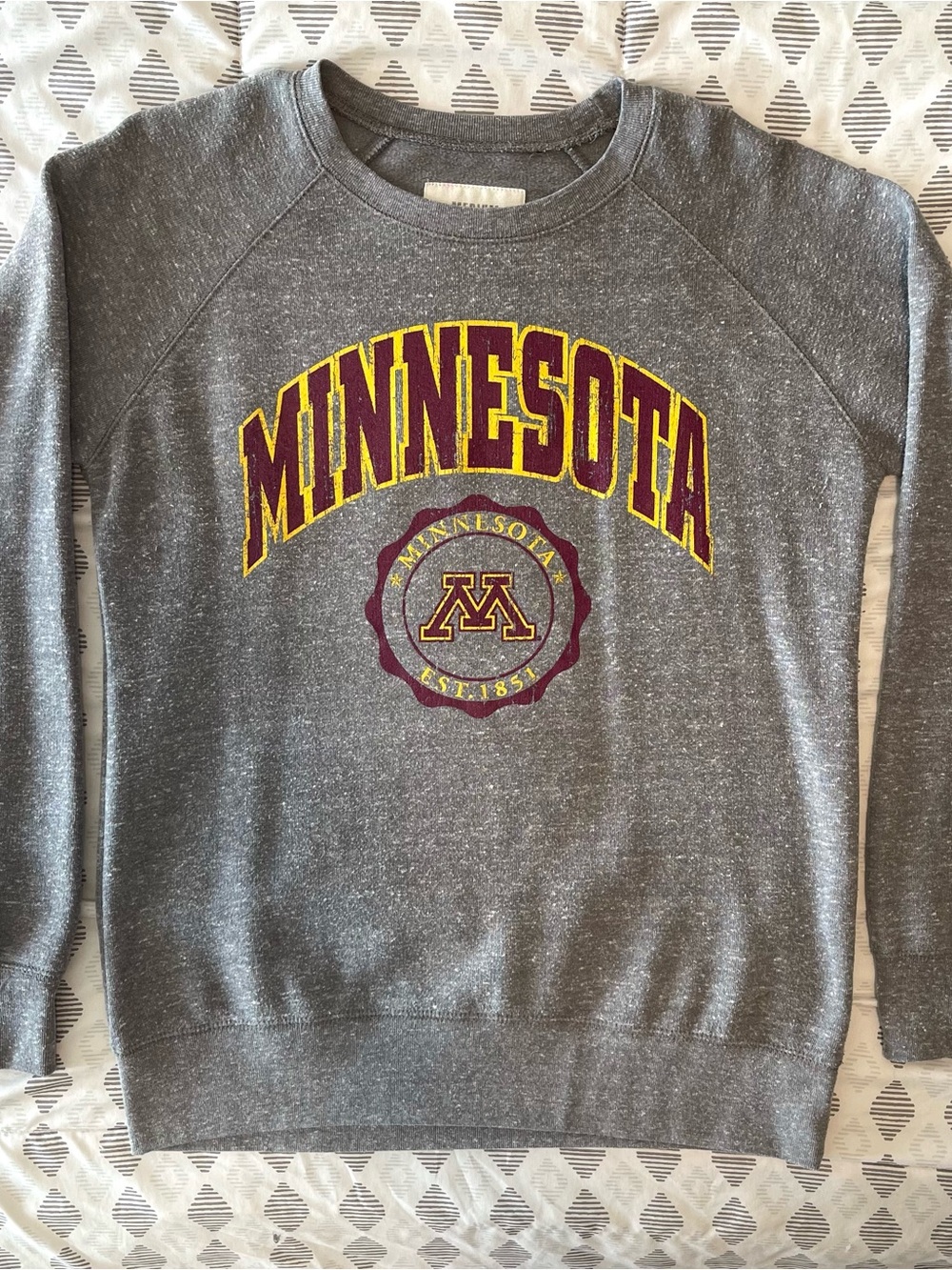 Pressbox Minnesota Golden Gophers Crewneck - Distressed & Classic Style - Medium